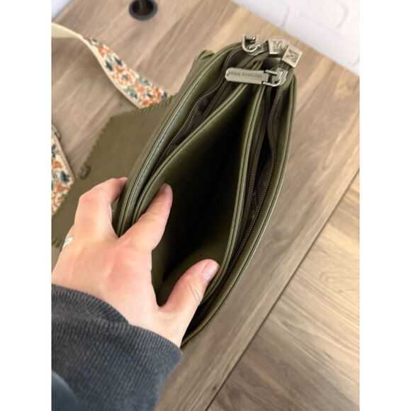 Montana West Crossbody CC Purse - Picture 8 of 8